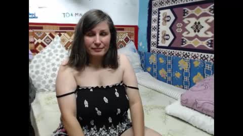 Snapshot of adelineblueeyes chatting on September 18, 10:39 am Larisa online show from September 18, 10:39 am