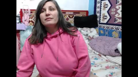 adelinemilf online show from January 19, 8:18 am