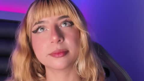 adhalee online show from March 3, 10:48 pm