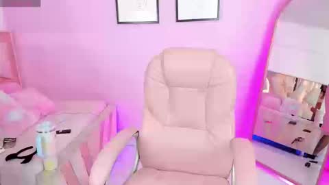 Snapshot of adharacute18_ chatting on March 13, 8:59 pm ADHARA online show from March 13, 8:59 pm