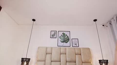 AdharaSmithh online show from January 23, 1:19 am