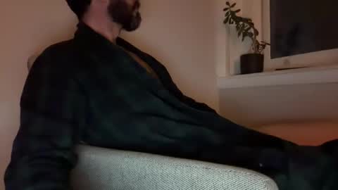 Snapshot of admri chatting on March 29, 12:54 am admri online show from March 29, 12:54 am