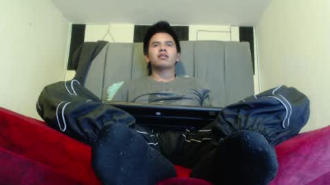 Snapshot of adonis_latin_19 chatting on May 30, 3:47 am adonis_latin_19 online show from May 30, 3:47 am