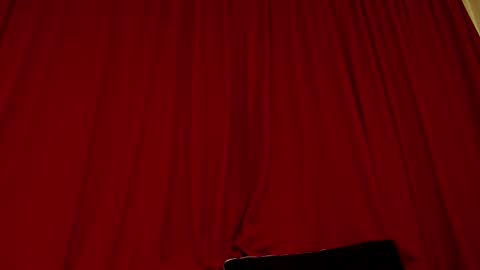 Adonis online show from December 3, 7:23 pm