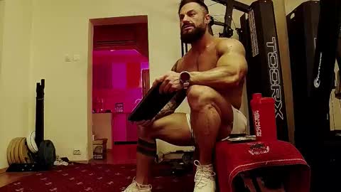 Adonis online show from February 25, 6:39 pm