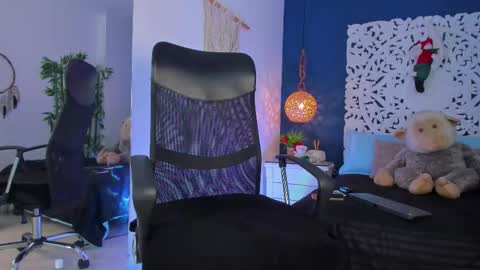 adonis_wb online show from November 19, 9:26 pm