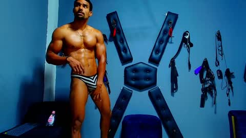 adonisdios online show from May 26, 2:24 pm