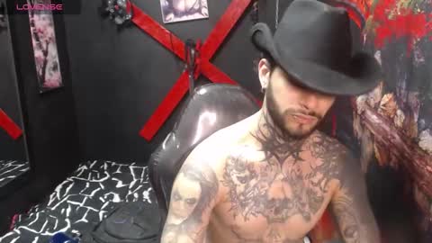 Snapshot of adonisgel999 chatting on February 4, 11:31 pm demon online show from February 4, 11:31 pm