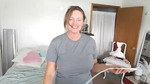 Snapshot of adorable22 chatting on July 4, 7:31 pm adorable22 online show from July 4, 7:31 pm