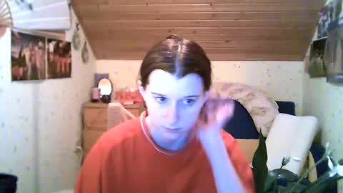 Snapshot of adorable_sparkle chatting on February 21, 4:37 pm adorable_sparkle online show from February 21, 4:37 pm