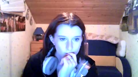 Snapshot of adorable_sparkle chatting on March 3, 4:24 pm adorable_sparkle online show from March 3, 4:24 pm