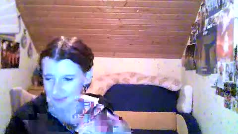 Snapshot of adorable_sparkle chatting on March 3, 7:28 pm adorable_sparkle online show from March 3, 7:28 pm