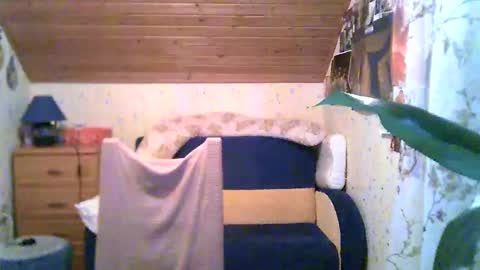 Snapshot of adorable_sparkle chatting on March 11, 7:03 pm adorable_sparkle online show from March 11, 7:03 pm