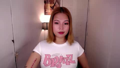 adorabletsforyouxx online show from September 12, 6:08 pm