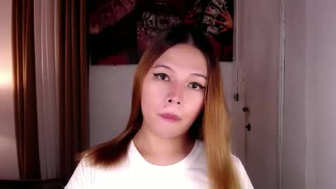 adorabletsforyouxx online show from May 30, 3:25 am
