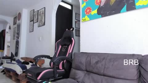 Adrena10 online show from December 3, 4:28 pm