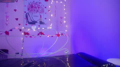 Adri  online show from February 13, 6:52 am