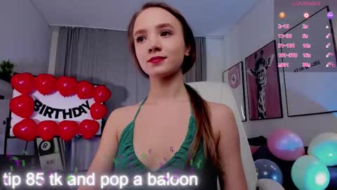 Snapshot of adria_arjona chatting on January 13, 7:46 am Eva online show from January 13, 7:46 am