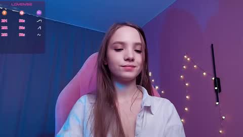 Snapshot of adria_arjona chatting on February 27, 7:41 am Eva online show from February 27, 7:41 am