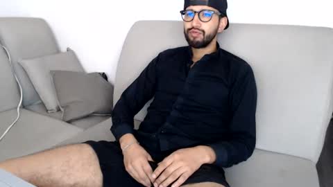 Adrian Falcon online show from July 15, 8:03 pm