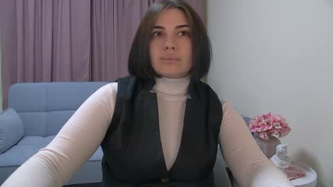AdrianaTores online show from May 7, 5:24 am