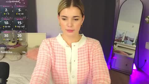 Snapshot of adrianawow1 chatting on March 9, 3:32 am adrianawow1 online show from March 9, 3:32 am