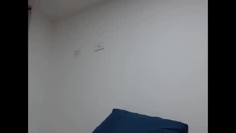 adrianrose_ online show from June 7, 6:17 am