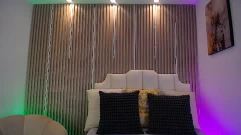 adrianstark_ online show from July 2, 12:33 pm