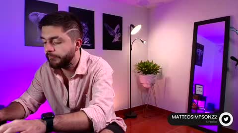 Snapshot of adrianwilliams_ chatting on February 18, 3:42 am Adrian Williams online show from February 18, 3:42 am