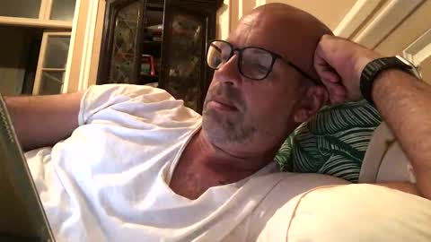 adrienfromparis online show from May 13, 8:27 pm