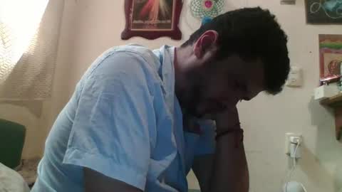 Snapshot of adrodiarellano chatting on November 14, 6:17 pm adrodiarellano online show from November 14, 6:17 pm