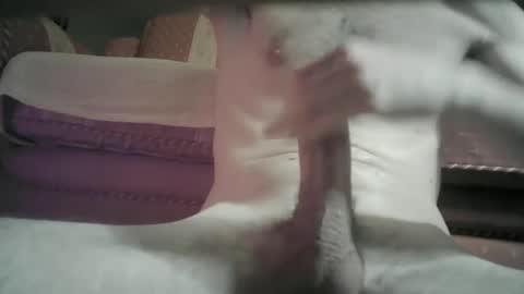 Snapshot of adryan_gym chatting on January 7, 12:45 am ADRY SKY online show from January 7, 12:45 am