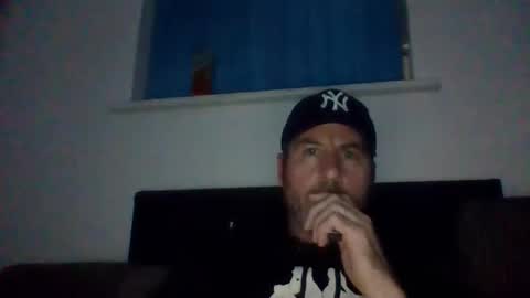 adz170578 online show from October 18, 10:43 pm