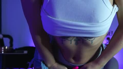 Aelia online show from November 7, 4:23 am