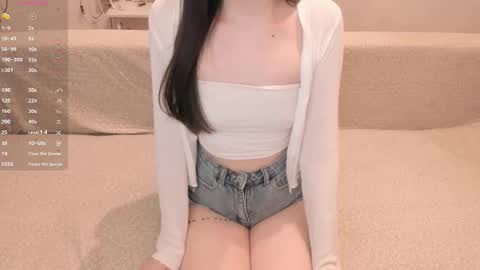 Emi online show from October 19, 12:39 pm