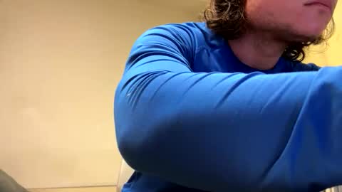 Snapshot of aesthetics99 chatting on October 25, 12:51 am aesthetics99 online show from October 25, 12:51 am