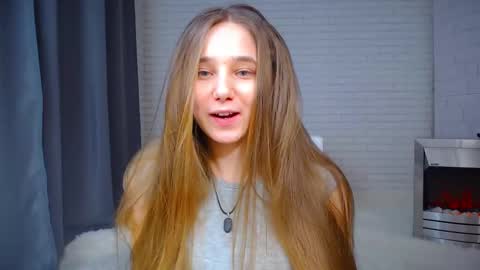 Snapshot of afeliya_shy chatting on February 2, 6:31 pm afeliya_shy online show from February 2, 6:31 pm
