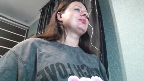 Snapshot of afi_black_coffee chatting on October 9, 7:28 am afi_black_coffee online show from October 9, 7:28 am