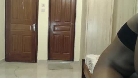 Snapshot of africacoco chatting on March 12, 4:19 am africacoco online show from March 12, 4:19 am