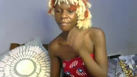 Snapshot of african_berries chatting on December 6, 12:02 am african berries online show from December 6, 12:02 am