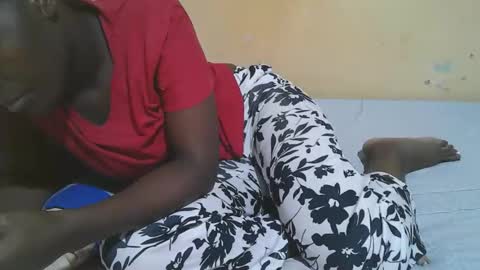 african_pussy2 online show from November 29, 3:15 pm