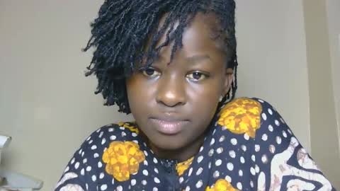 african_sluttygal online show from December 14, 11:09 pm
