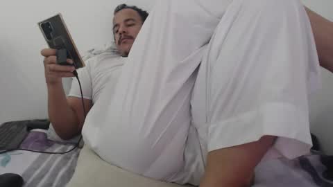 afroboy334698 online show from November 25, 3:39 am