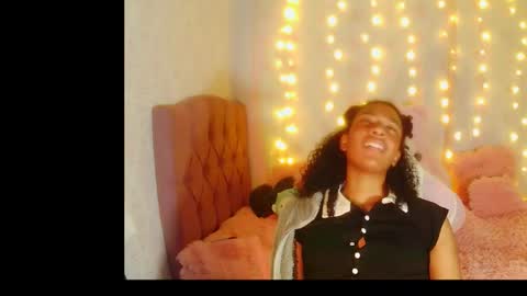 Snapshot of afrodita_188 chatting on November 12, 11:47 pm afrodita_188 online show from November 12, 11:47 pm