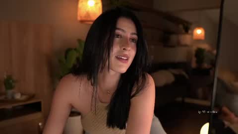 Snapshot of afrodita__25 chatting on July 8, 10:58 pm Emma online show from July 8, 10:58 pm