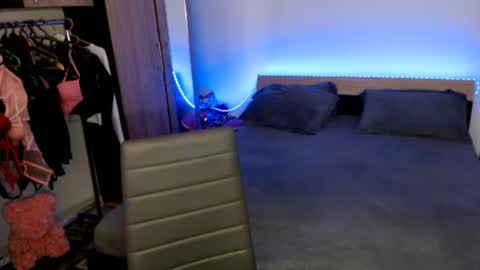 Afro online show from April 13, 12:32 pm