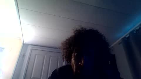 Snapshot of afromanblake chatting on October 17, 12:36 am afromanblake online show from October 17, 12:36 am