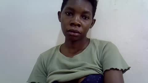 Snapshot of afronubians_ chatting on January 26, 9:19 am pink and josphen online show from January 26, 9:19 am