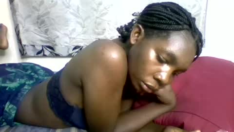 Snapshot of afronubians_ chatting on February 2, 6:31 pm pink and josphen online show from February 2, 6:31 pm