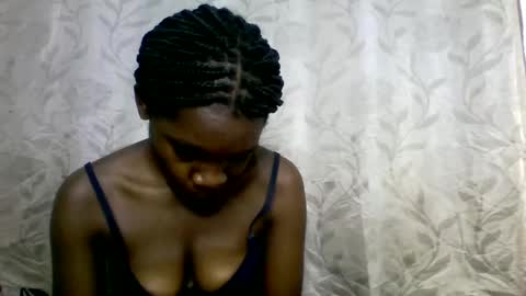 Snapshot of afronubians_ chatting on February 4, 7:11 pm pink and josphen online show from February 4, 7:11 pm